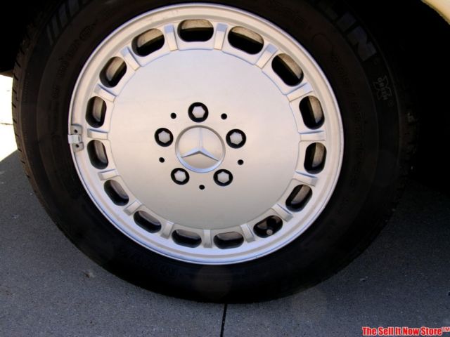 1986 Tan Mercedes-Benz SL-Class Convertible