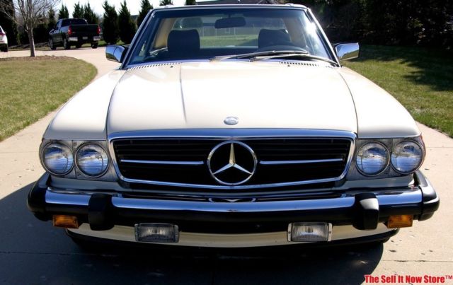 1986 Tan Mercedes-Benz SL-Class Convertible