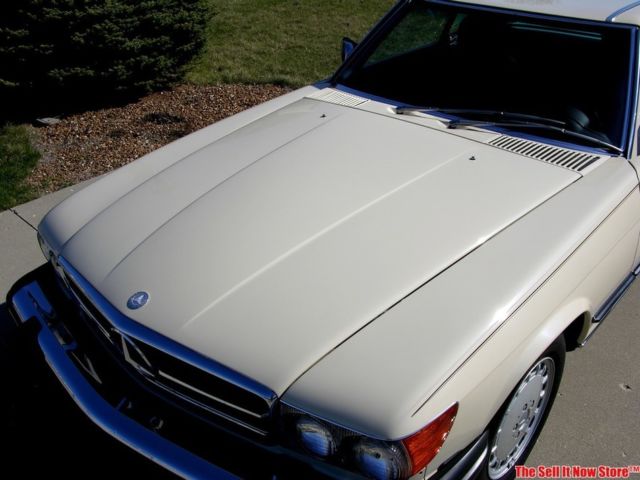 1986 Tan Mercedes-Benz SL-Class Convertible