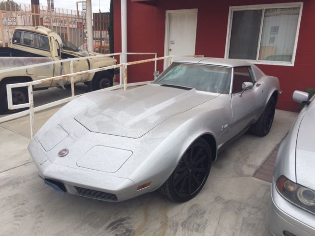 19730000 Silver Chevrolet Corvette