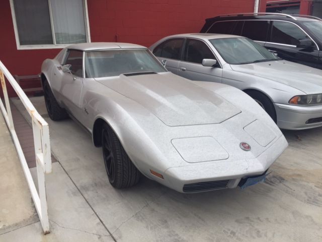 19730000 Silver Chevrolet Corvette