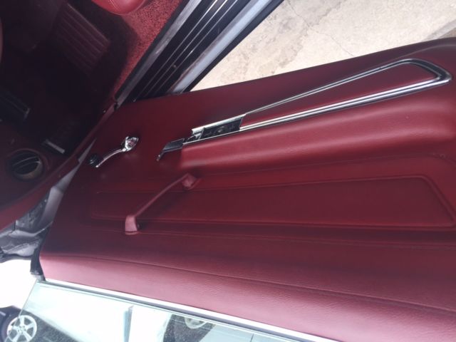 19730000 Silver Chevrolet Corvette