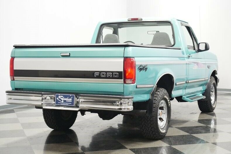 1994 Green Ford F-150 Pickup Truck