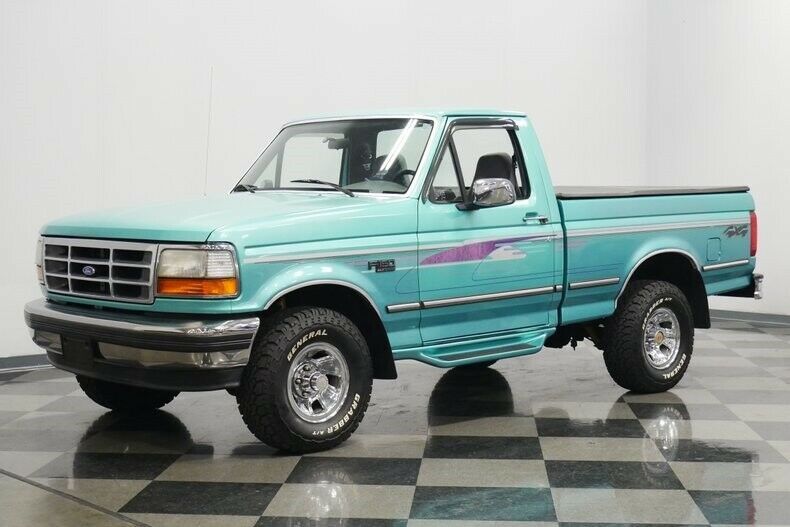 1994 Green Ford F-150 Pickup Truck