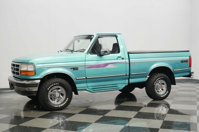 1994 Green Ford F-150 Pickup Truck