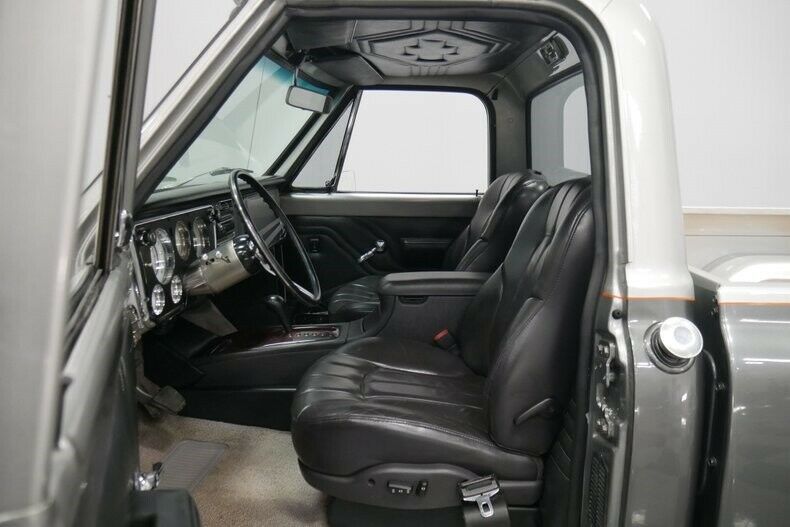 1971 Gray Chevrolet C-10 Pickup Truck