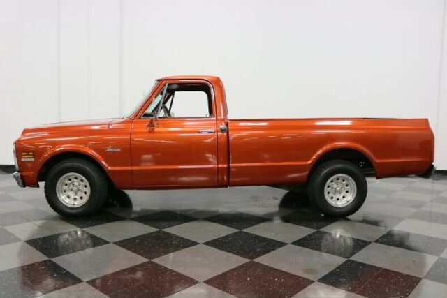 1971 Orange Chevrolet C-10 Pickup Truck