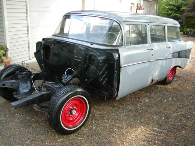 1957 Primer Chevrolet Bel Air/150/210 Station Wagon