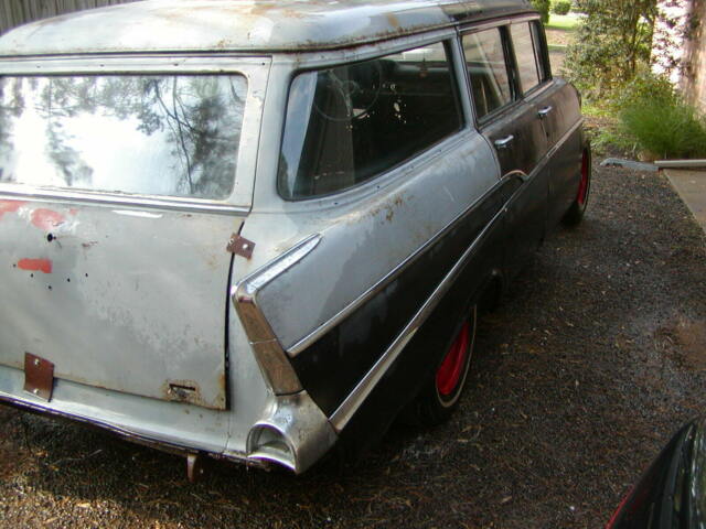 1957 Primer Chevrolet Bel Air/150/210 Station Wagon