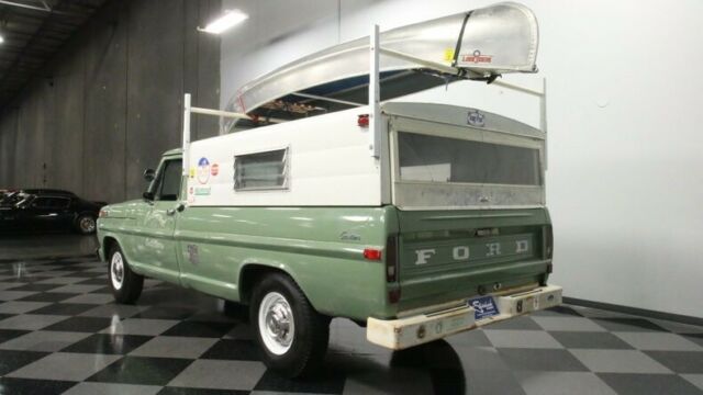 1971 Green Ford F-250 Pickup Truck
