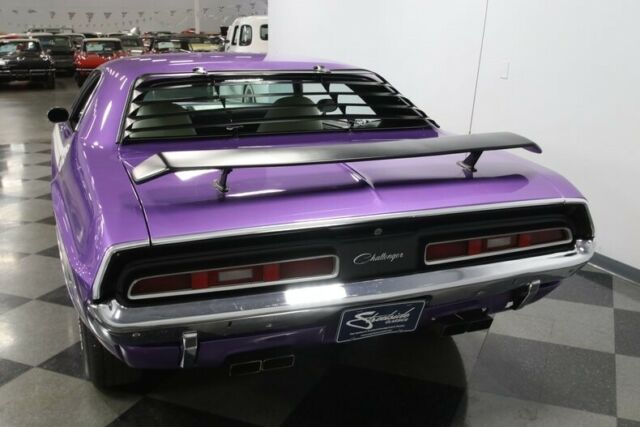 1971 Plum Crazy Dodge Challenger Hardtop