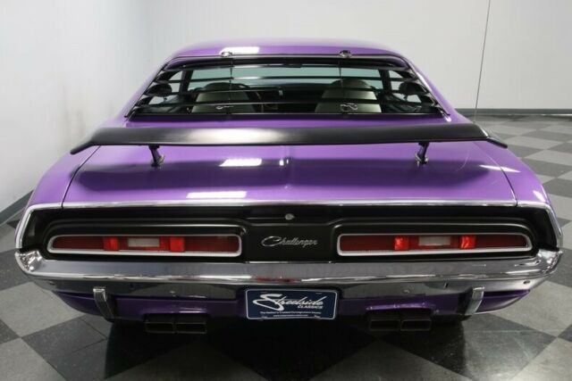 1971 Plum Crazy Dodge Challenger Hardtop