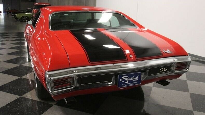 1970 Red Chevrolet Chevelle Coupe
