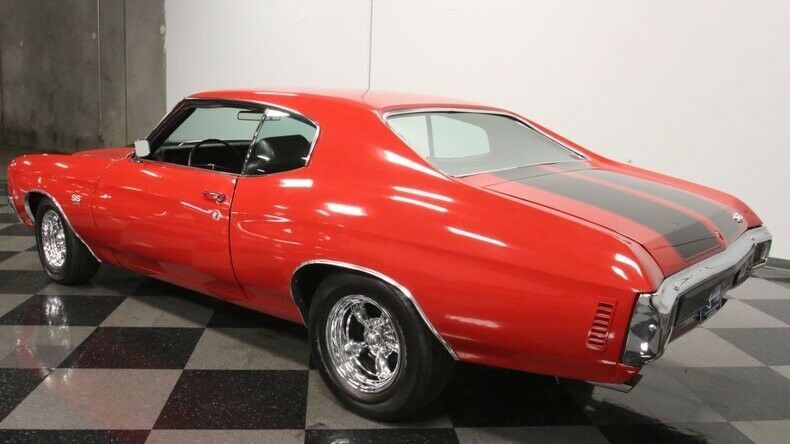 1970 Red Chevrolet Chevelle Coupe