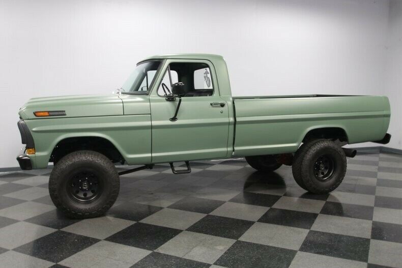 1972 Olive Drab Ford F-100 Pickup Truck