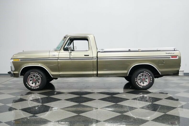 1977 Green Ford F-150 Pickup Truck