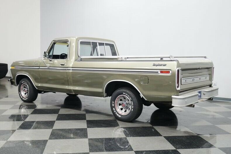 1977 Green Ford F-150 Pickup Truck