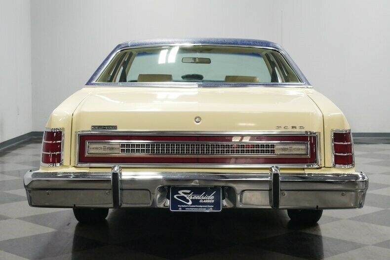 1977 Cream Ford LTD Sedan