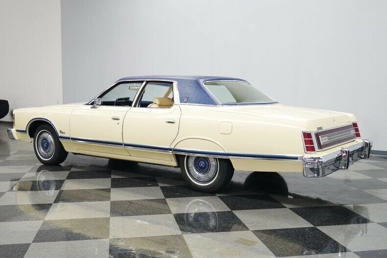 1977 Cream Ford LTD Sedan