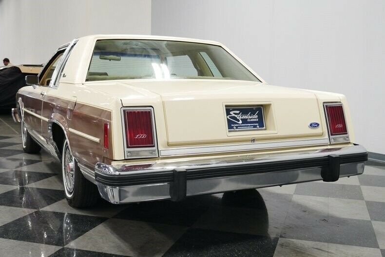 1982 Medium Fawn Ford LTD Coupe