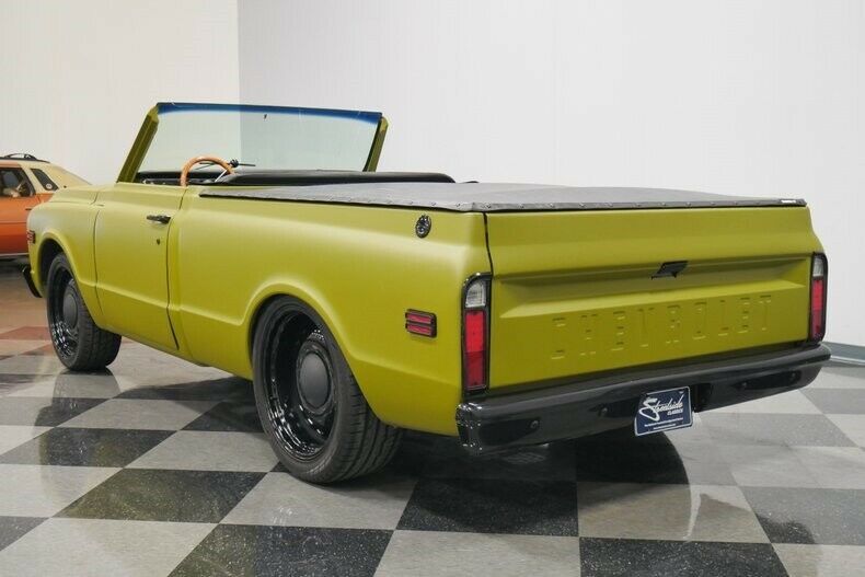 1971 Green Chevrolet C-10 Pickup Truck