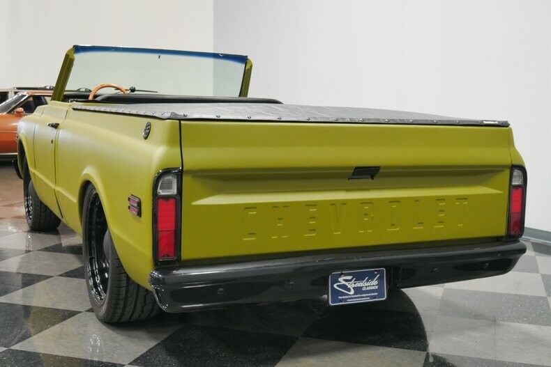 1971 Green Chevrolet C-10 Pickup Truck