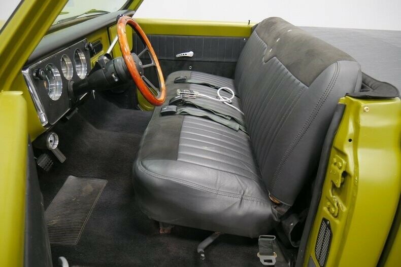 1971 Green Chevrolet C-10 Pickup Truck