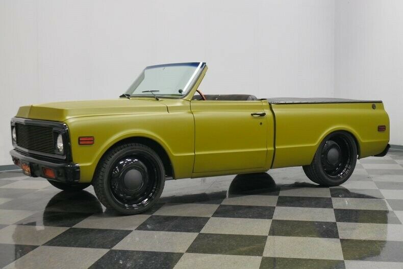 1971 Green Chevrolet C-10 Pickup Truck