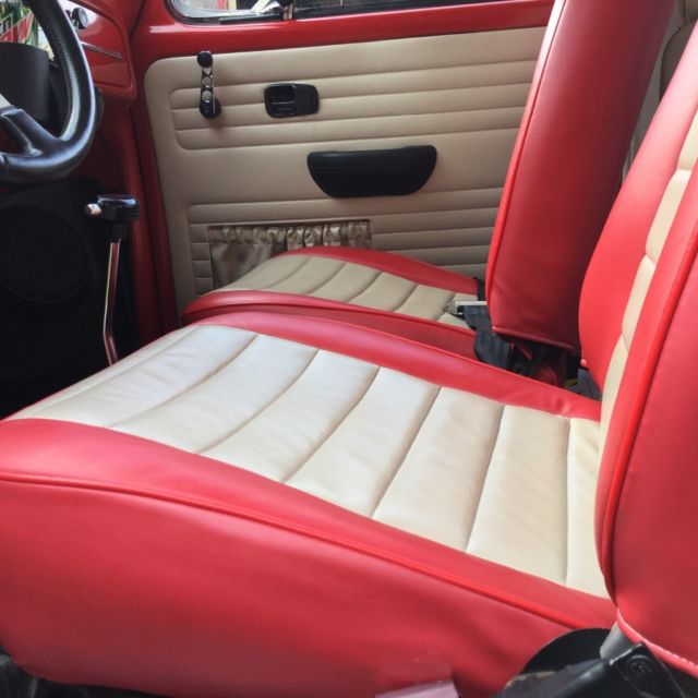 1962 White Volkswagen Beetle - Classic Sedan