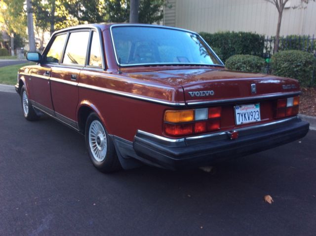 1986 Red Volvo 240 Sedan