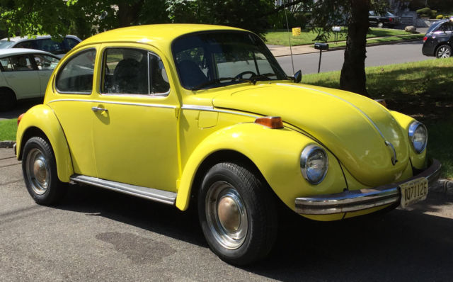 1973 Yellow Volkswagen Beetle - Classic
