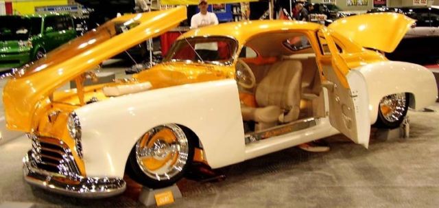 1949 Dreamsicle Oldsmobile Custom Cruiser