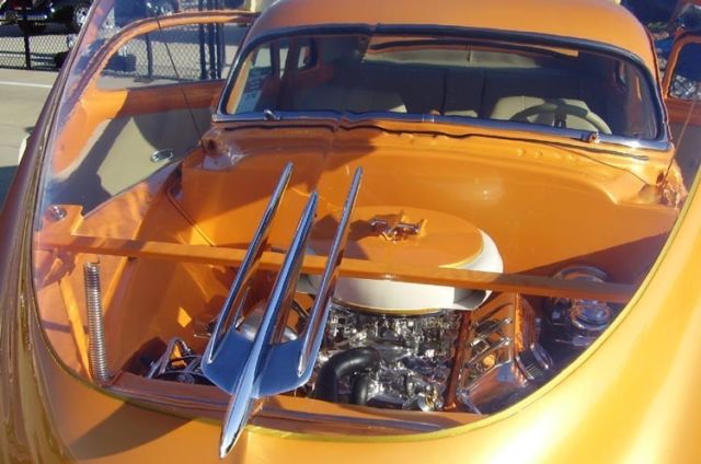 1949 Dreamsicle Oldsmobile Custom Cruiser