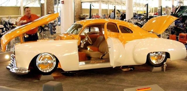 1949 Dreamsicle Oldsmobile Custom Cruiser