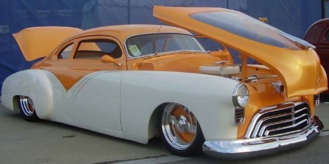 1949 Dreamsicle Oldsmobile Custom Cruiser