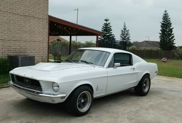1968 White Ford Mustang Fastback