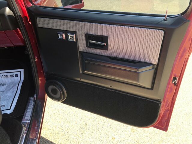 1973 Red Chevrolet C-10