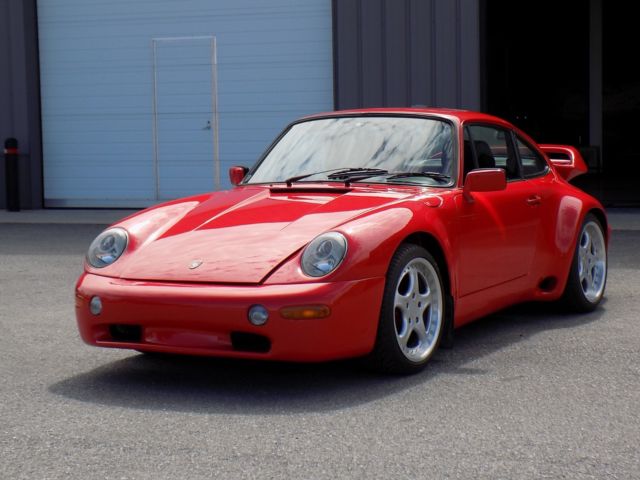 1983 Red Porsche 911