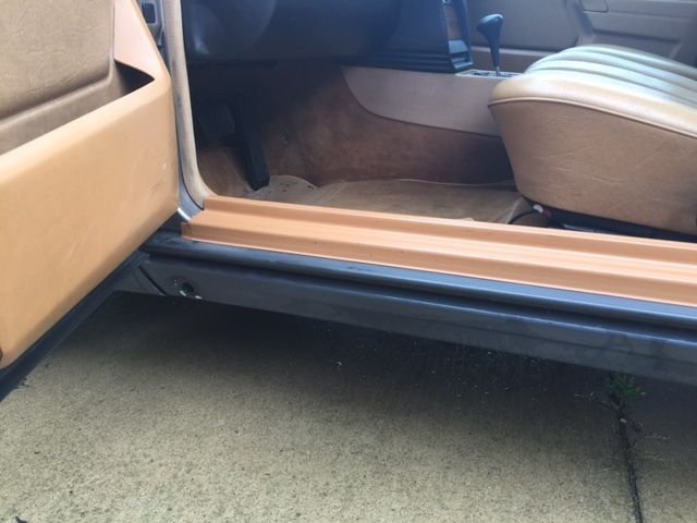 1987 Tan Mercedes-Benz 190-Series Sedan