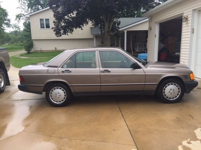 1987 Tan Mercedes-Benz 190-Series Sedan