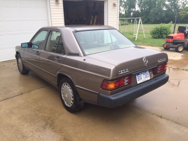 1987 Tan Mercedes-Benz 190-Series Sedan