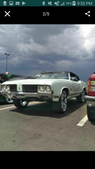 1970 Light mint green Oldsmobile Cutlass Convertible