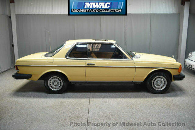 1980 SAHARA TAN Mercedes-Benz 300-Series Coupe