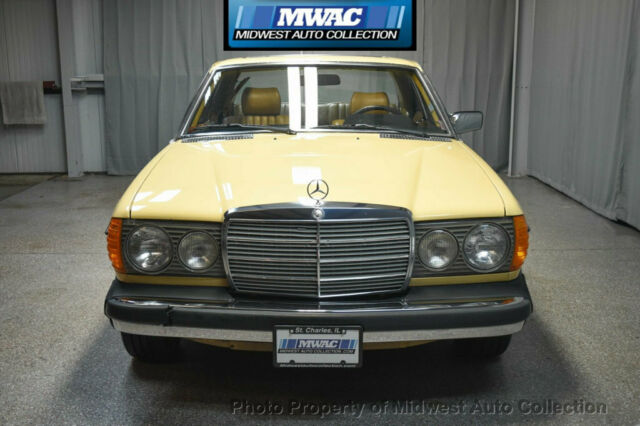 1980 SAHARA TAN Mercedes-Benz 300-Series Coupe