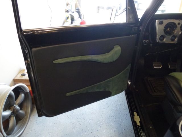 1967 Black Chevrolet C-10