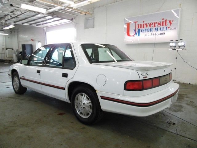 1993 Chevrolet Lumina Sedan