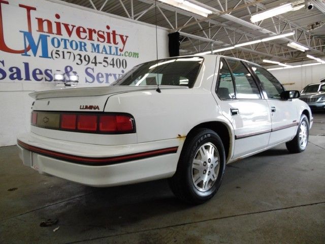 1993 Chevrolet Lumina Sedan