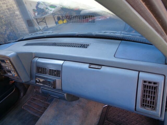 1990 Blue Chevrolet Silverado 1500 Standard Cab Pickup