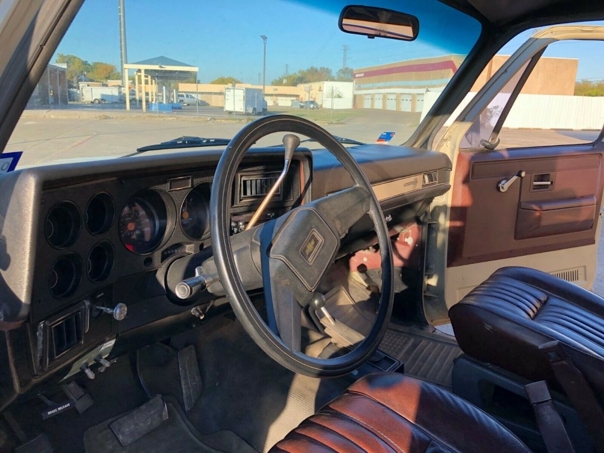 1986 Tan Chevrolet Blazer SUV