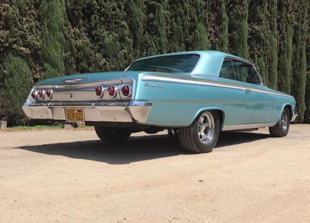1962 Blue Chevrolet Impala Coupe